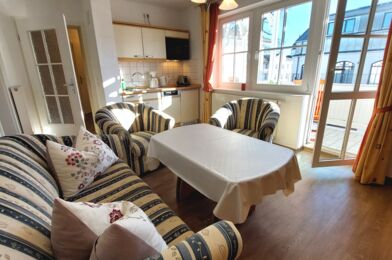 Haus Volksbank - 90027