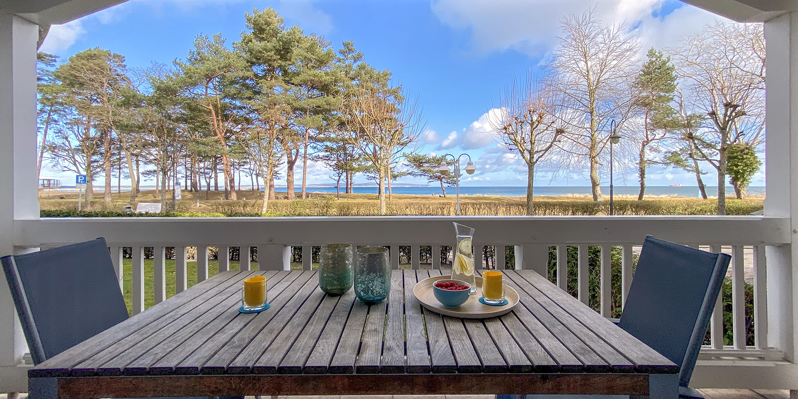 Meerblick von einer Ferienwohnung auf Rügen mit Blick auf die Ostsee
